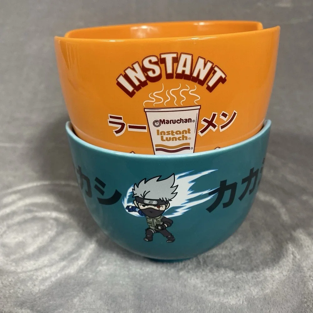 2 Noodle Bowls Maruchan 